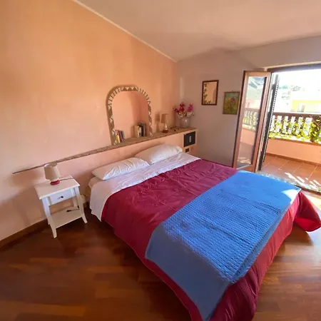 Zanella House 아파트 *