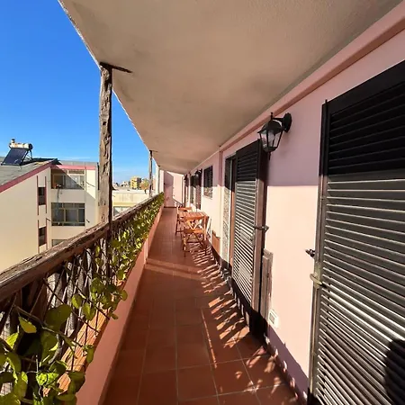 Zanella House Apartman